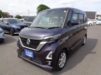 NISSAN ROOX