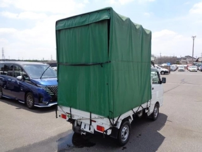 NISSAN CLIPPER TRUCK