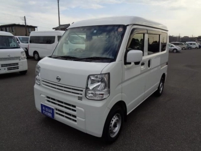 NISSAN CLIPPER VAN