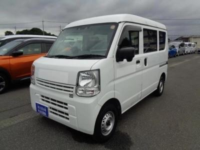 NISSAN CLIPPER VAN