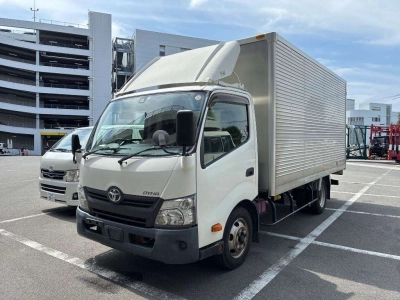 TOYOTA DYNA TRUCK