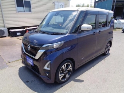 NISSAN ROOX
