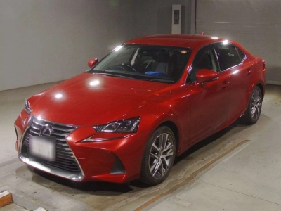 LEXUS IS