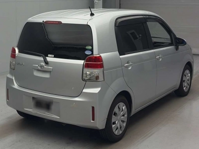 TOYOTA SPADE