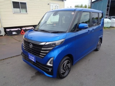 NISSAN ROOX