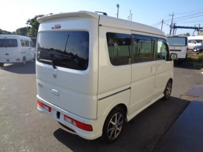 NISSAN NV100 CLIPPER RIO