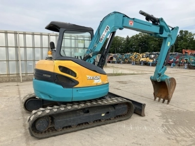 KUBOTA KUBOTA