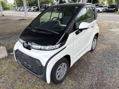 TOYOTA C+POD