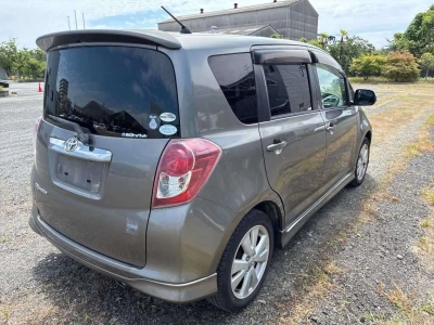 TOYOTA RACTIS