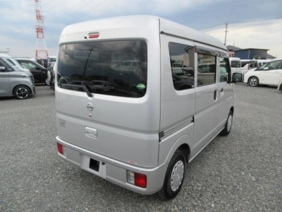 NISSAN NV100 CLIPPER