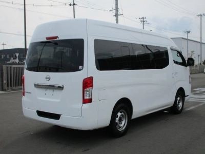 NISSAN CARAVAN BUS