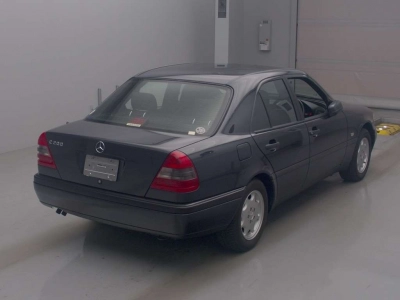 MERCEDES BENZ C CLASS