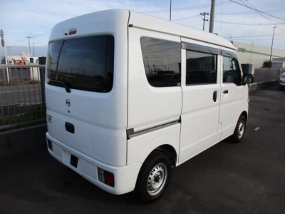 NISSAN NV100 CLIPPER