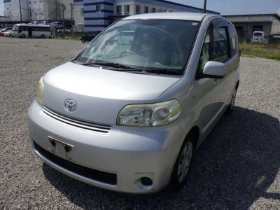 TOYOTA PORTE