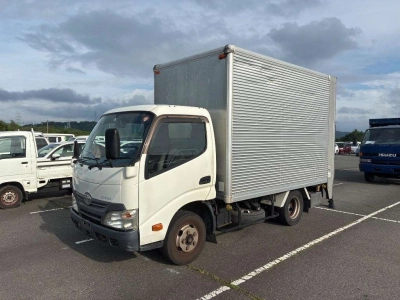 TOYOTA DYNA TRUCK