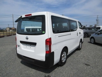 NISSAN NV350 CARAVAN