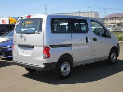 NISSAN NV200 VANETTE VAN