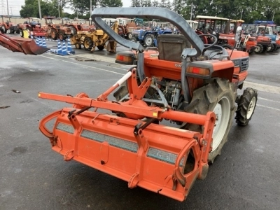 KUBOTA KUBOTA