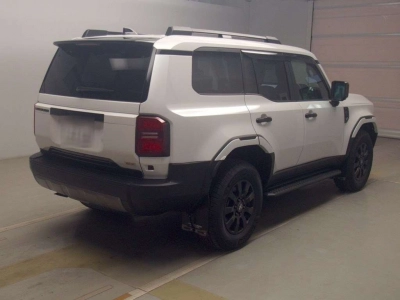 TOYOTA LAND CRUISER 250