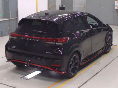 NISSAN AURA
