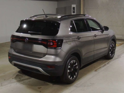 VOLKSWAGEN T-CROSS