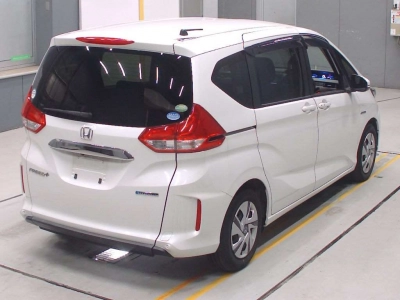 HONDA FREED + HYBRID