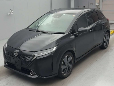 NISSAN AURA