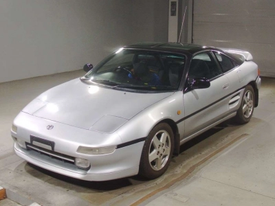 TOYOTA MR2
