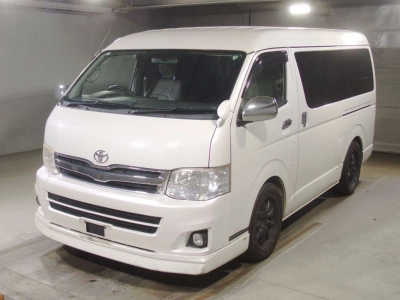 TOYOTA HIACE WAGON
