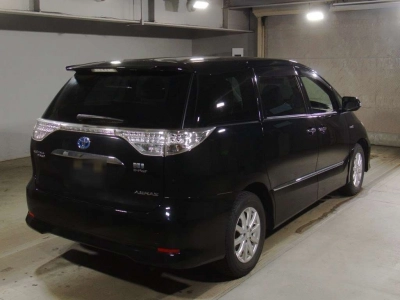 TOYOTA ESTIMA HYBRID
