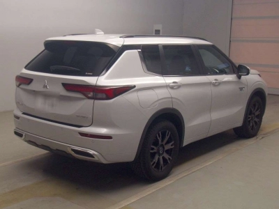 MITSUBISHI OUTLANDER PHEV