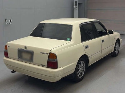 TOYOTA CROWN COMFORT