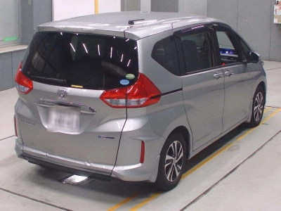 HONDA FREED + HYBRID