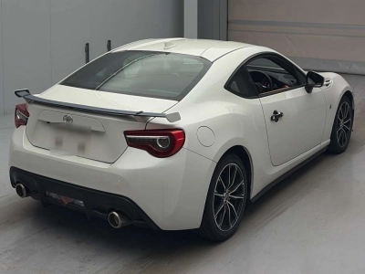 TOYOTA 86