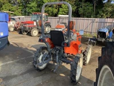 KUBOTA KUBOTA