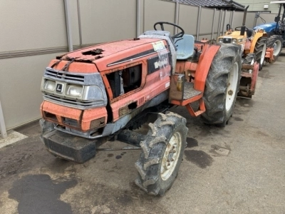 KUBOTA KUBOTA