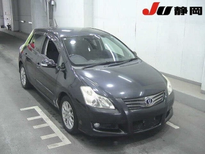 TOYOTA BLADE