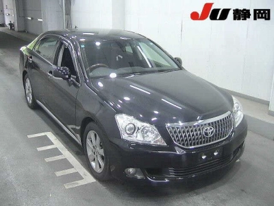 TOYOTA CROWN MAJESTA