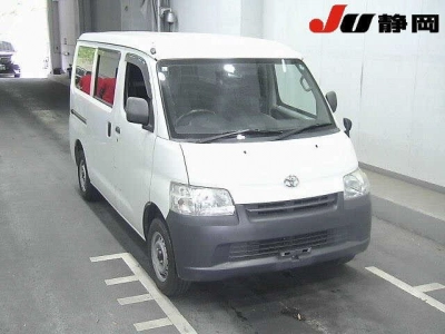 TOYOTA LITE ACE VAN