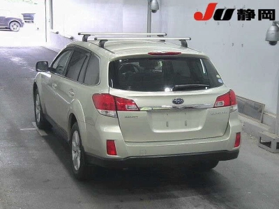 SUBARU OUTBACK