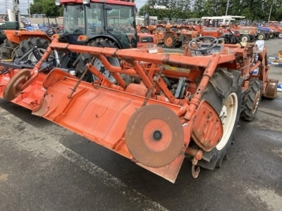 KUBOTA KUBOTA