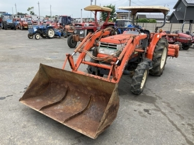 KUBOTA KUBOTA