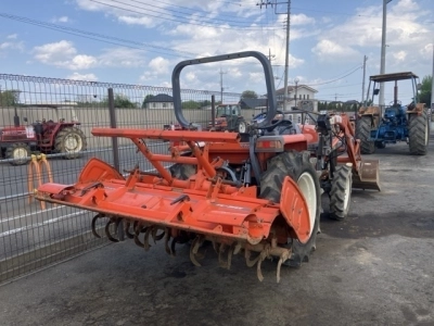 KUBOTA KUBOTA
