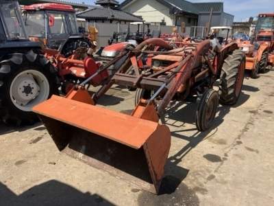 KUBOTA KUBOTA