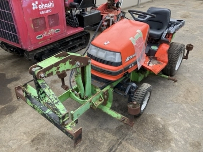 KUBOTA KUBOTA