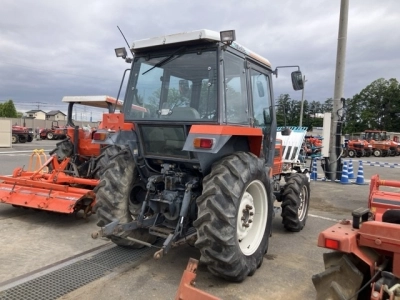 KUBOTA KUBOTA