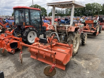 KUBOTA KUBOTA