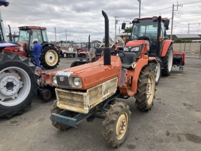 KUBOTA KUBOTA