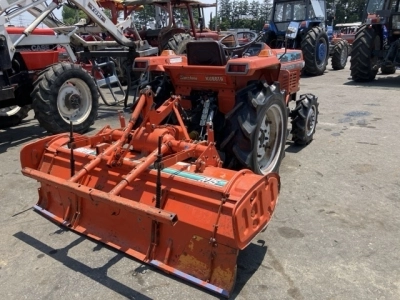 KUBOTA KUBOTA