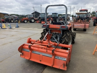 KUBOTA KUBOTA